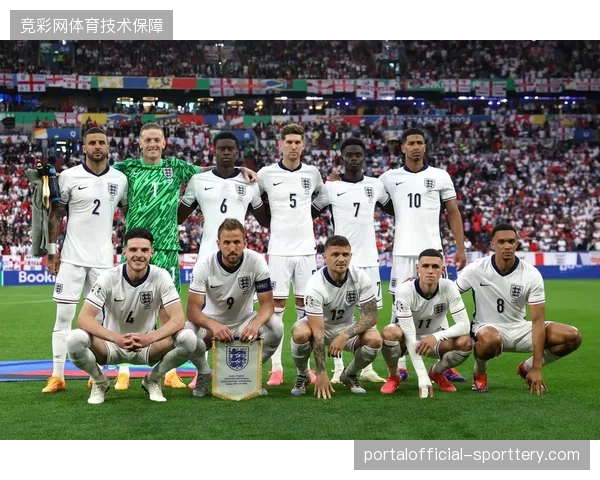 图赫尔在右后卫位置面临抉择,里斯·詹姆斯的健康状况是英格兰防线最大变数 图赫尔在右后卫位置面临抉择,里斯·詹姆斯的健康状况是英格兰防线最大变数